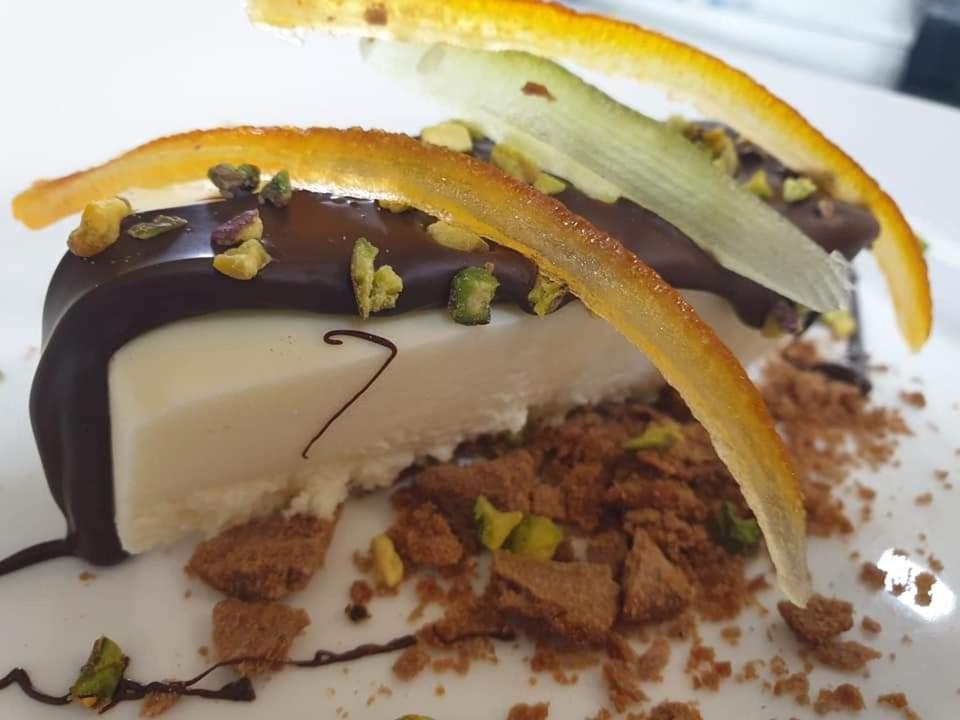 Relais Black Horse Millesimo エクステリア 写真