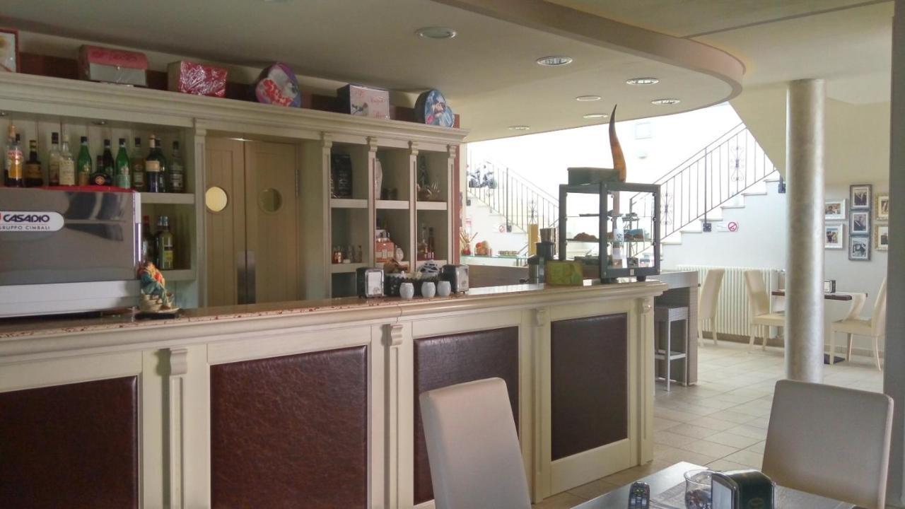 Relais Black Horse Millesimo エクステリア 写真